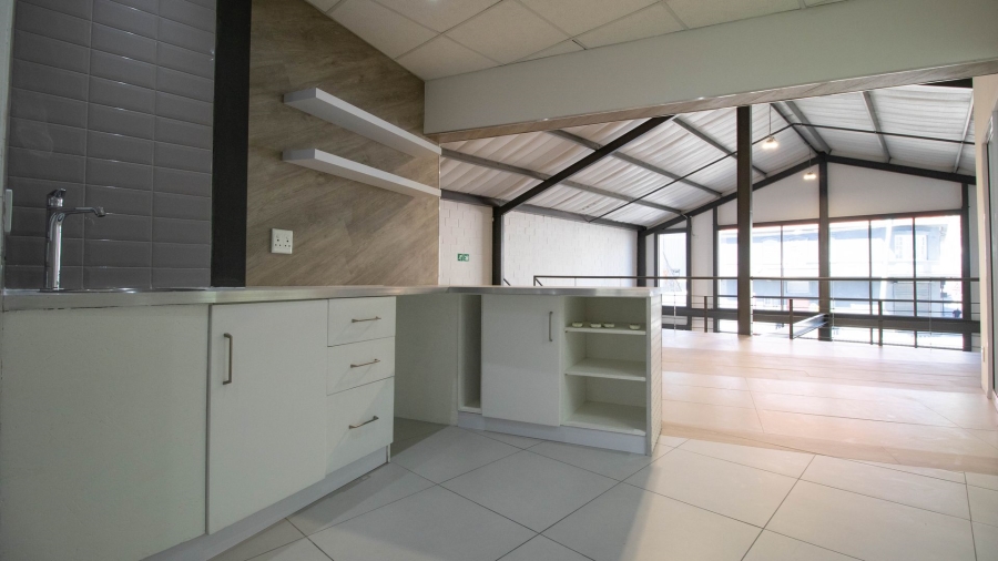 To Let Commercial Property for Rent in Woodstock Western Cape